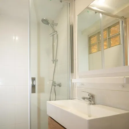 Appartamento Luminoso Piso Con Terraza En Sants Barcellona