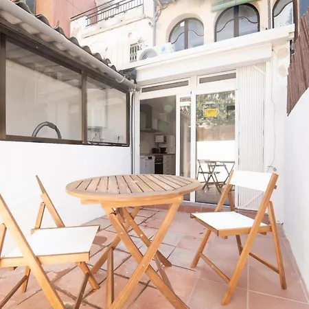 Luminoso Piso Con Terraza En Sants Appartamento Barcellona